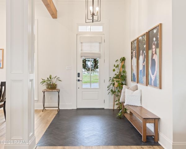 204 Abercrombie Way, Youngsville, LA 70592