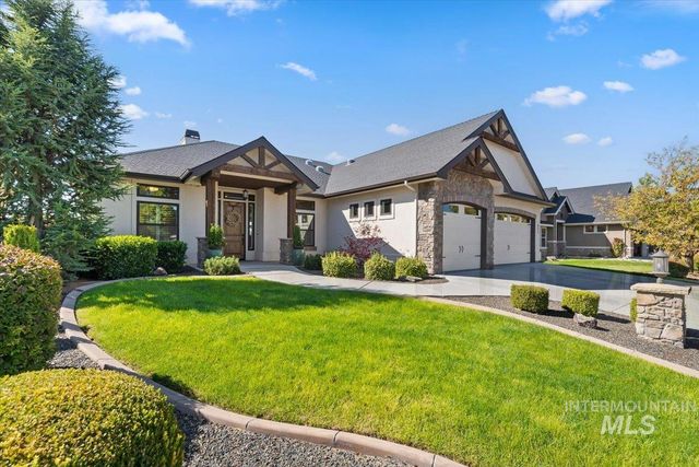 925 W Mollywood Dr, Nampa, ID 83686