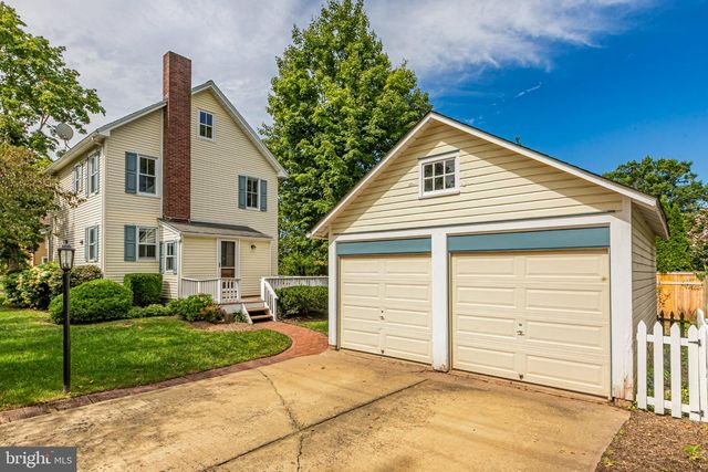 11 S LANNING AVE, Hopewell, NJ 08525