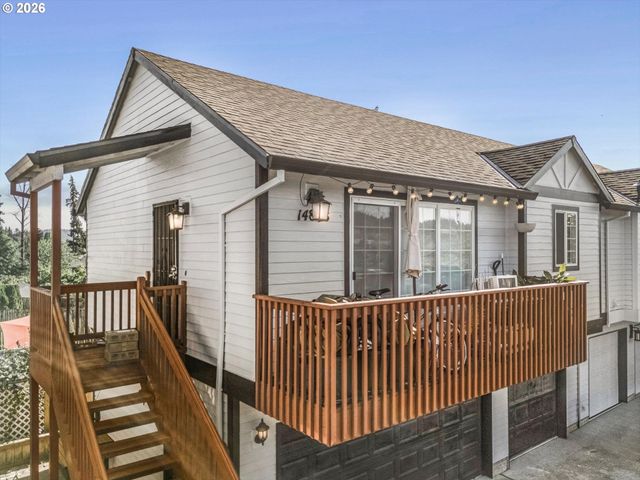 14880 Se OREGON TRAIL Dr, Happy Valley, OR 97015