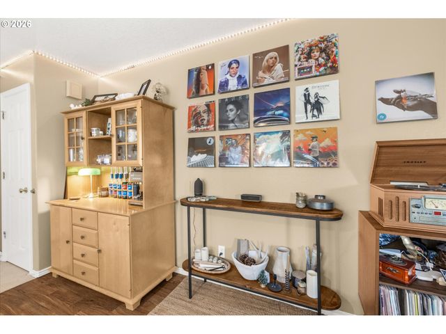 14880 Se OREGON TRAIL Dr, Happy Valley, OR 97015