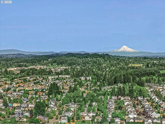 14880 Se OREGON TRAIL Dr, Happy Valley, OR 97015