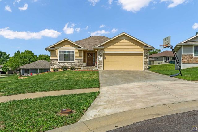 4416 SW Brandywine LN, Topeka, KS 66610