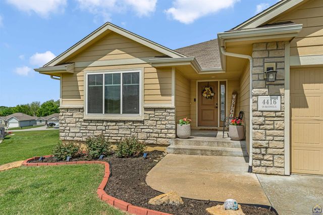 4416 SW Brandywine LN, Topeka, KS 66610