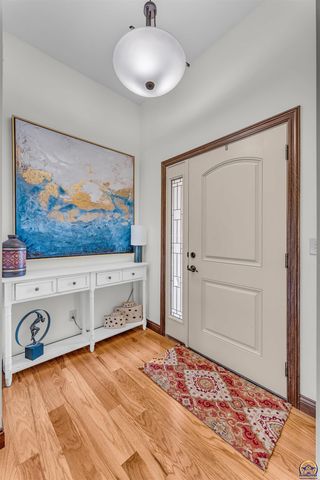 4416 SW Brandywine LN, Topeka, KS 66610