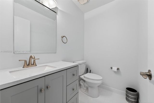 10124 SW 130th Ter, Miami, FL 33176