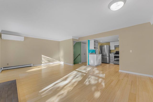 595 Georgetown Place, Traverse City, MI 49684