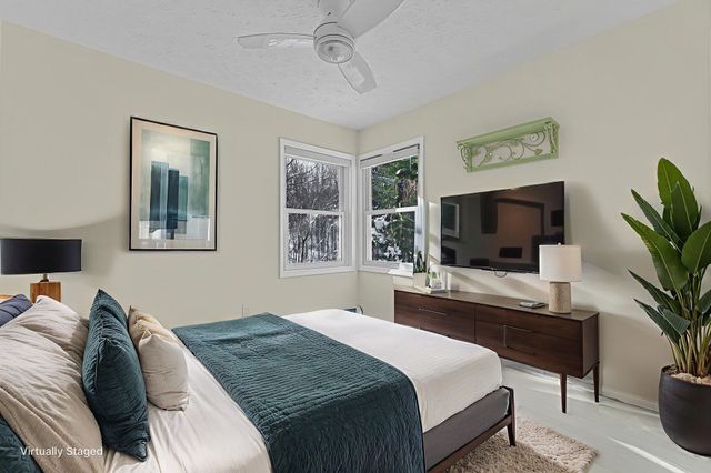 595 Georgetown Place, Traverse City, MI 49684