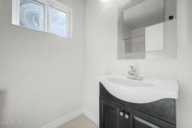 2846 W VILLA RITA Drive, Phoenix, AZ 85053