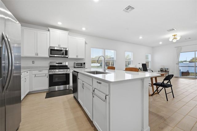 511 NW 4TH TERRACE, Williston, FL 32696