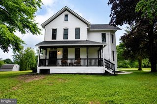 215 MILL RD, Quakertown, PA 18951