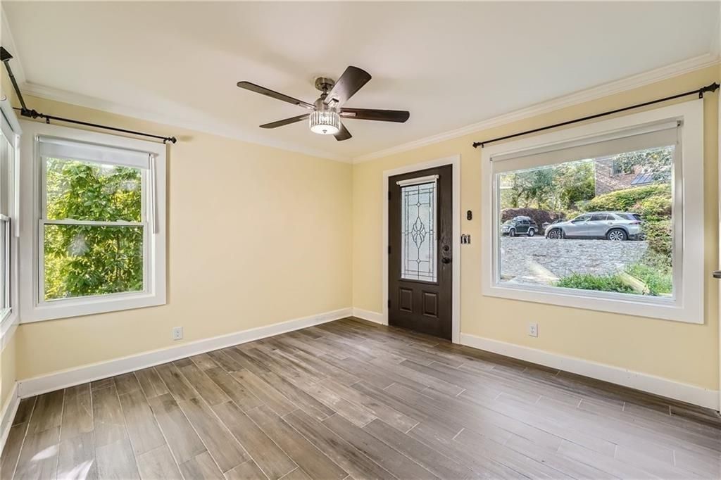Image 5 of property listing at 1438 Sylvan Circle NE, Brookhaven, GA 30319