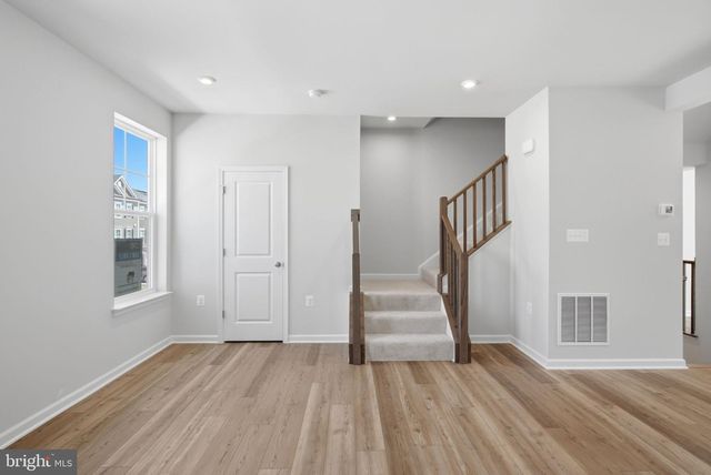 229 MONTEITH DR, Winchester, VA 22601