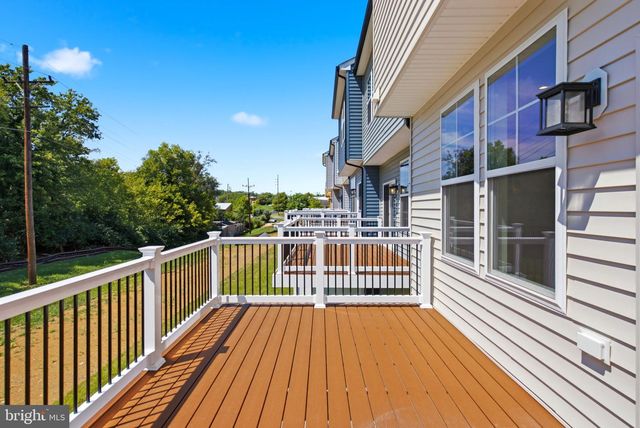 229 MONTEITH DR, Winchester, VA 22601