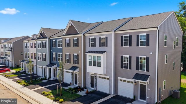 229 MONTEITH DR, Winchester, VA 22601