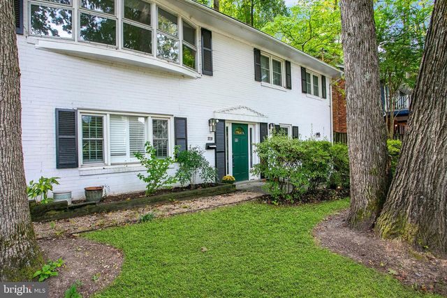 3710 LORCOM LN, Arlington, VA 22207
