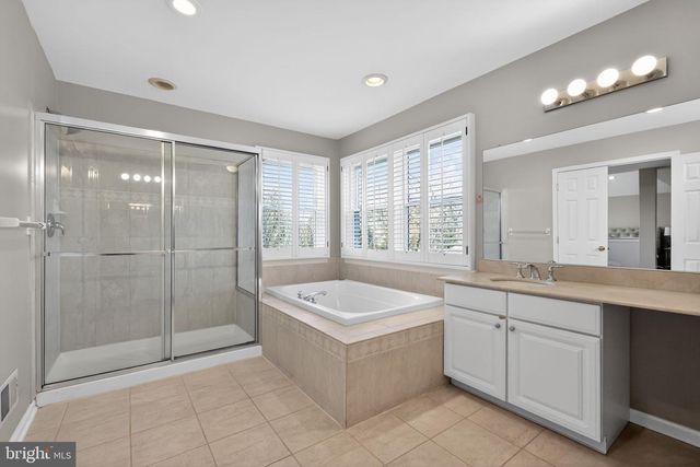 705 TATUM LN, Plymouth Meeting, PA 19462