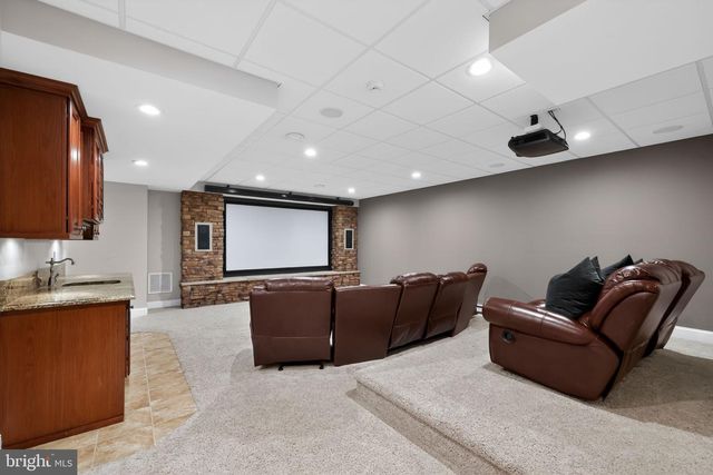 705 TATUM LN, Plymouth Meeting, PA 19462