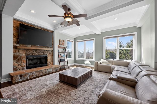 705 TATUM LN, Plymouth Meeting, PA 19462
