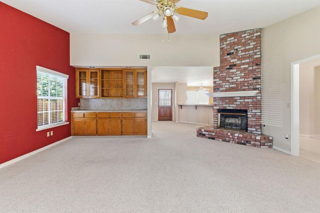 380 Garden Circle Dr, Manteca, CA 95336