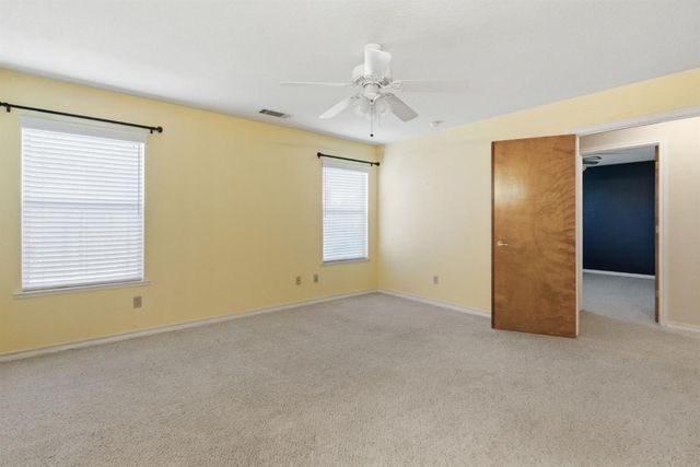 380 Garden Circle Dr, Manteca, CA 95336