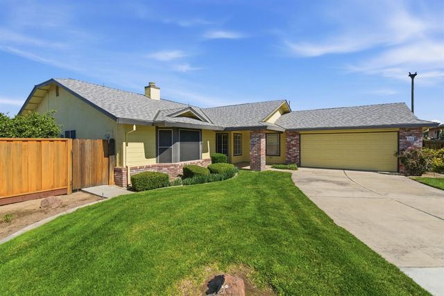 380 Garden Circle Dr, Manteca, CA 95336