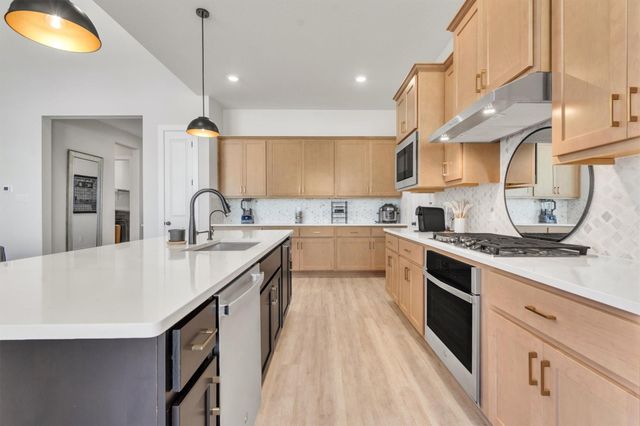 257 Oak Blossom RD, Liberty Hill, TX 78642