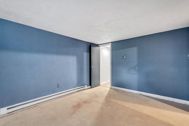 67 Lakefield Rd, Yarmouth, MA 02664