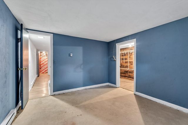 67 Lakefield Rd, Yarmouth, MA 02664