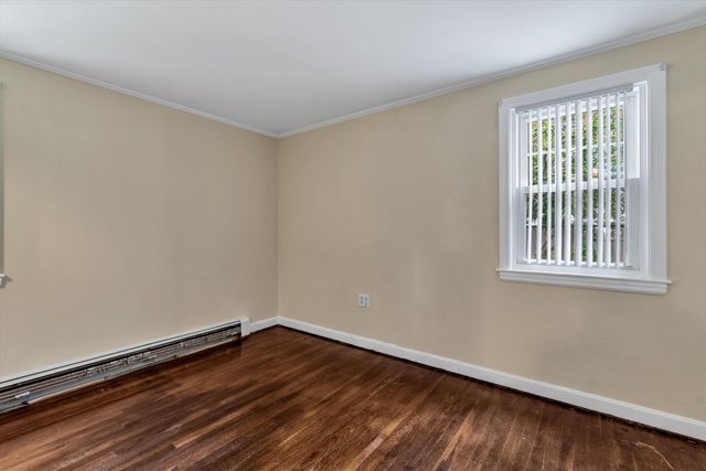67 Lakefield Rd, Yarmouth, MA 02664