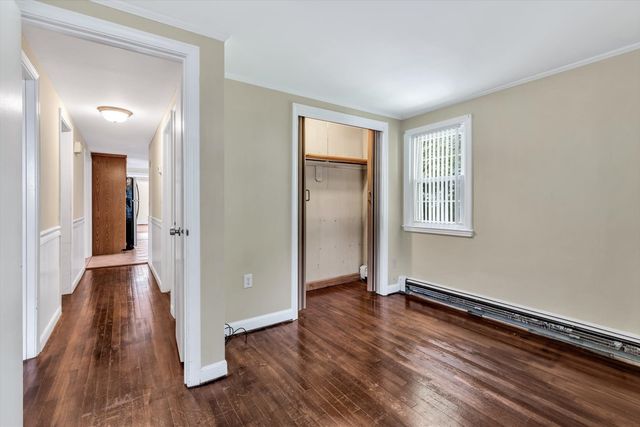 67 Lakefield Rd, Yarmouth, MA 02664