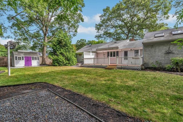 67 Lakefield Rd, Yarmouth, MA 02664