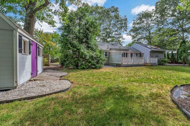 67 Lakefield Rd, Yarmouth, MA 02664