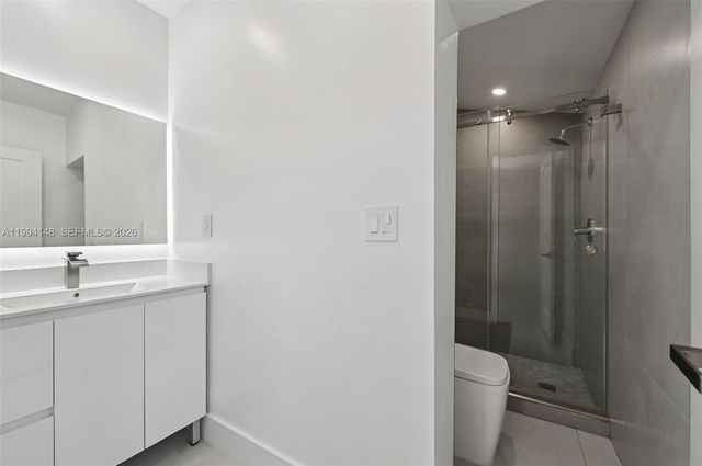 5152 SW 6th Street, Miami, FL 33134