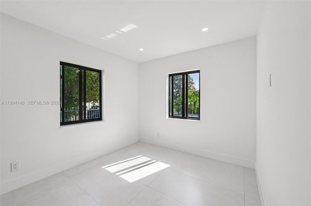 5152 SW 6th Street, Miami, FL 33134