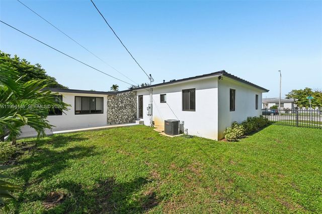 5152 SW 6th Street, Miami, FL 33134