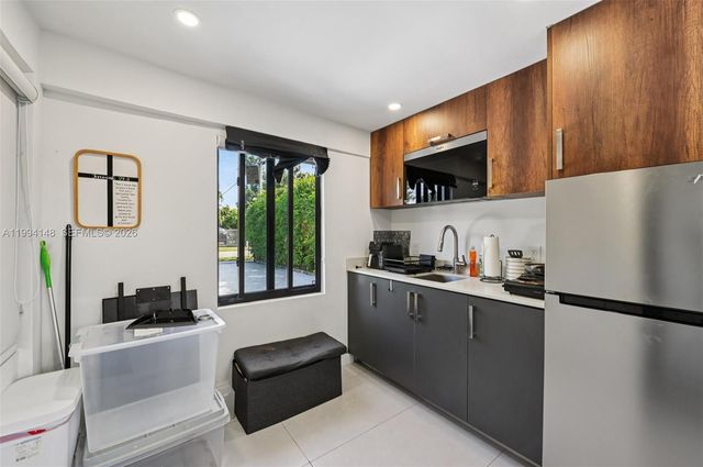5152 SW 6th Street, Miami, FL 33134
