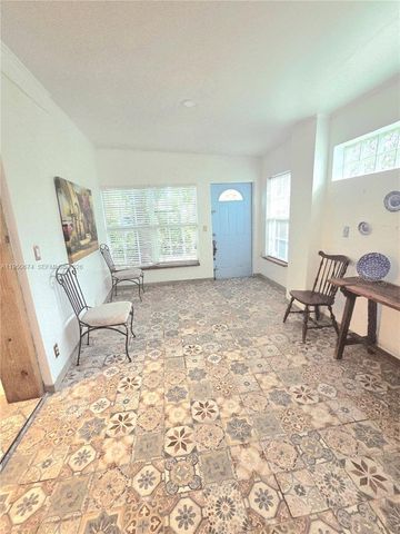 1990 NE 183rd St, North Miami Beach, FL 33179