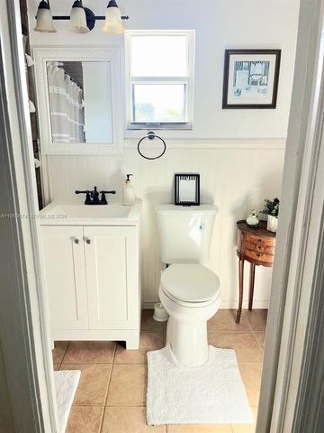 1990 NE 183rd St, North Miami Beach, FL 33179