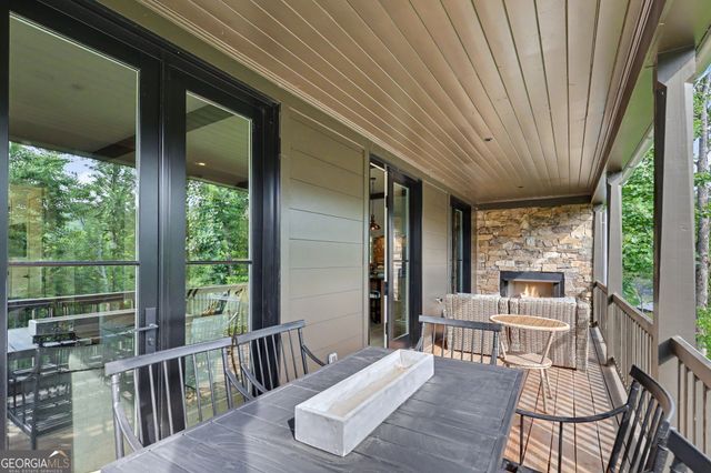 60 Cove View Lane, Clarkesville, GA 30523