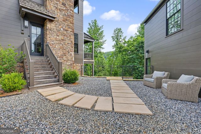 60 Cove View Lane, Clarkesville, GA 30523