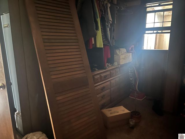 1342 Richard Burnley Avenue, Kevil, KY 42053