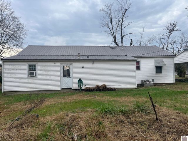1342 Richard Burnley Avenue, Kevil, KY 42053