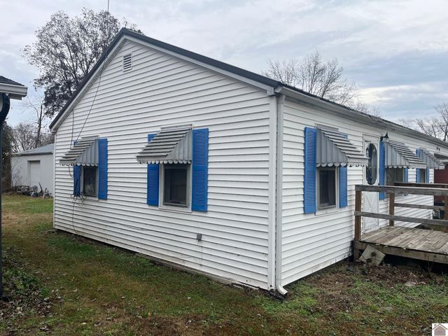 1342 Richard Burnley Avenue, Kevil, KY 42053