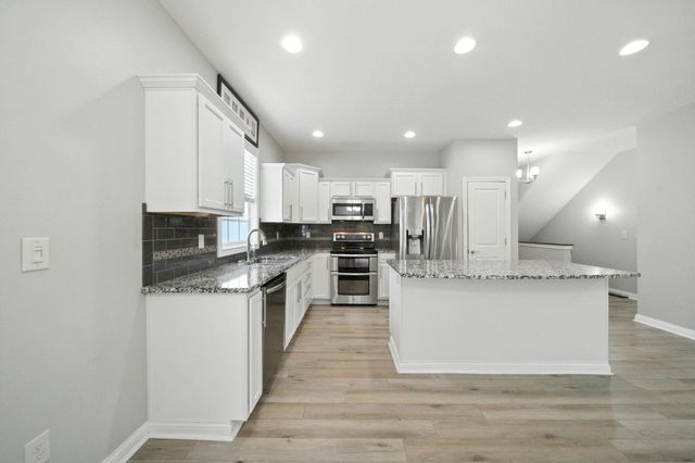 6172 Rays Way, 19, Hilliard, OH 43026