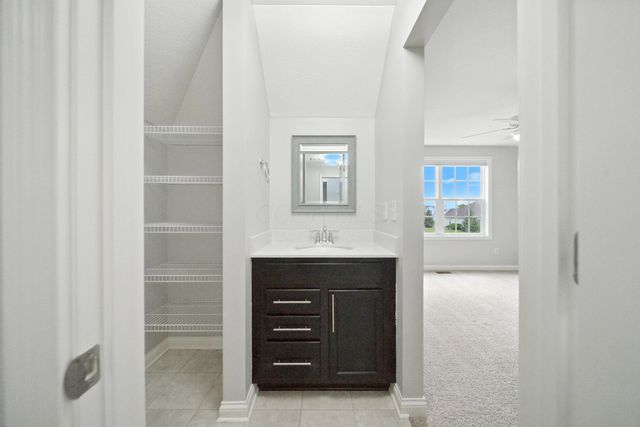 6172 Rays Way, 19, Hilliard, OH 43026