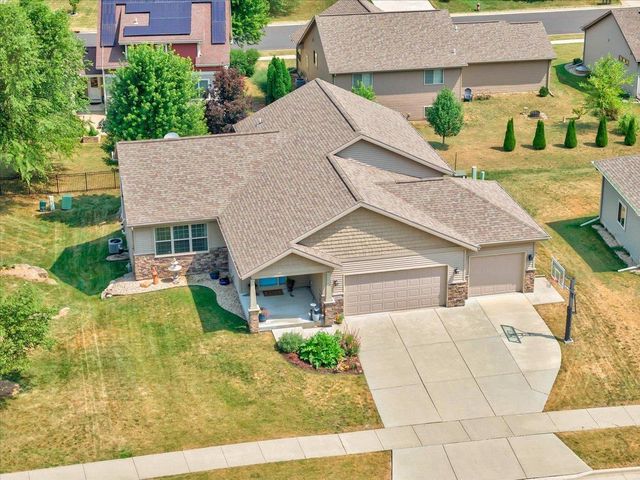 4034 Red Hawk Run, Black Earth, WI 53515