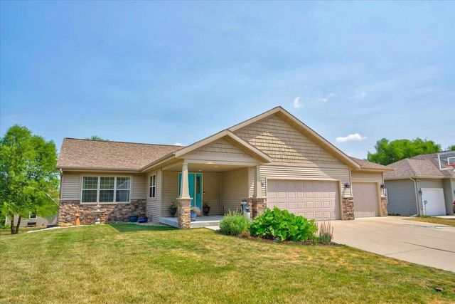 4034 Red Hawk Run, Black Earth, WI 53515