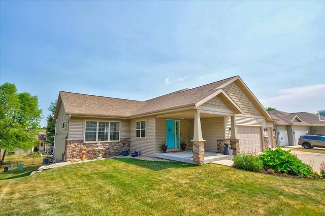 4034 Red Hawk Run, Black Earth, WI 53515