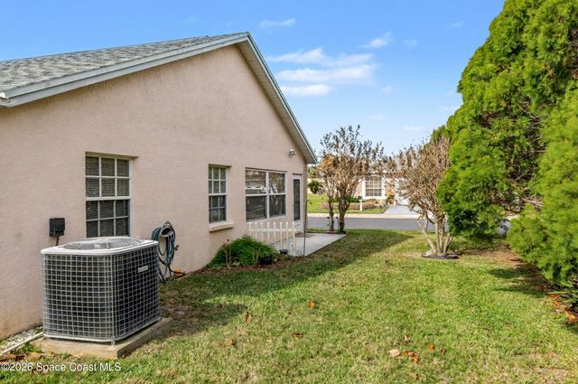 975 S Fork Circle, Melbourne, FL 32901